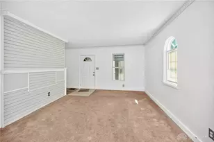 2235 Catalpa Dr., Dayton, OH 45406 - Photo 5