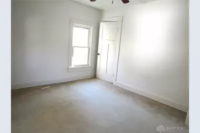 921 Weng Avenue, Dayton, OH 45420 - Photo 19