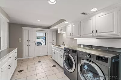 1550 Creekwood Drive, Troy, OH 45373 - Photo 45