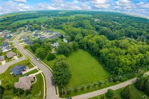 1550 Creekwood Dr, Troy, OH 45373 - Photo 3