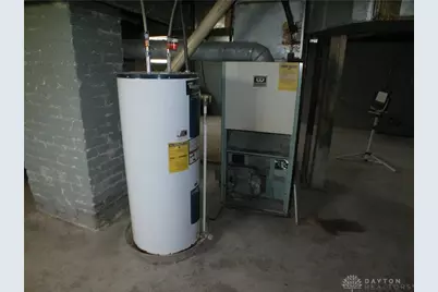 2412 Neva Drive, Dayton, OH 45414 - Photo 35