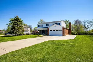 7974 Thistlewood Dr, West Chester, OH 45069 - Photo 3