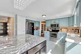 7974 Thistlewood Dr, West Chester, OH 45069 - Photo 13