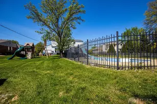 7974 Thistlewood Dr, West Chester, OH 45069 - Photo 47