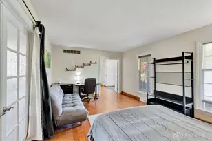 7974 Thistlewood Dr, West Chester, OH 45069 - Photo 9