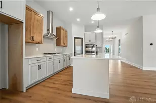 9333 Rochelle Ln, Clearcreek Twp, OH 45458 - Photo 17