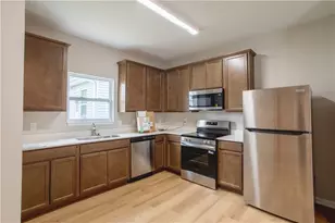 2047 Ravenwood Ave, Dayton, OH 45406 - Photo 9