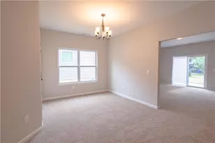 2052 Ravenwood Ave, Dayton, OH 45406 - Photo 5