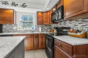 2215 Merrimont Dr, Troy, OH 45373 - Photo 19