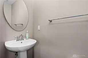 535 Reading Rd, Dayton, OH 45404 - Photo 13