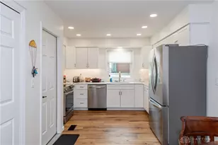 2050 Old Falls Dr, Vandalia, OH 45377 - Photo 9