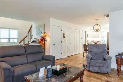 2050 Old Falls Drive, Vandalia, OH 45377 - Photo 7