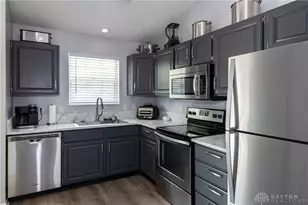 6497 Burkwood Dr, Clayton, OH 45315 - Photo 9