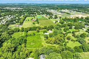 7221 Kyles Station Rd, Liberty Township, OH 45044 - Photo 11