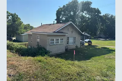 916 S Main Street, Englewood, OH 45322 - Photo 1