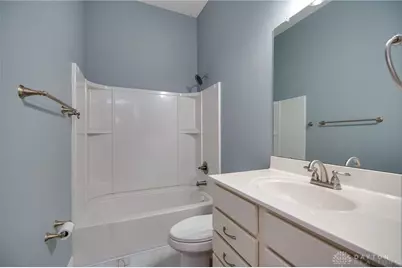 10162 Chedworth Drive, Dayton, OH 45458 - Photo 11