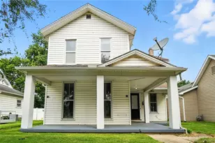 21 W Main St, West Carrollton, OH 45449 - Photo 1