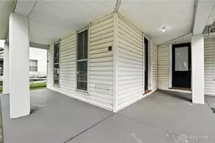 21 W Main St, West Carrollton, OH 45449 - Photo 3