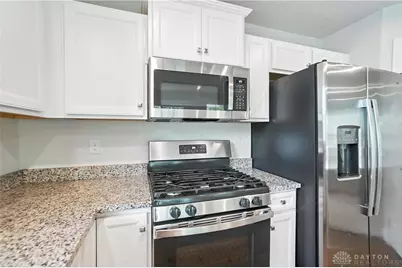 6777 Crystal Harbour Drive, Middletown, OH 45042 - Photo 15