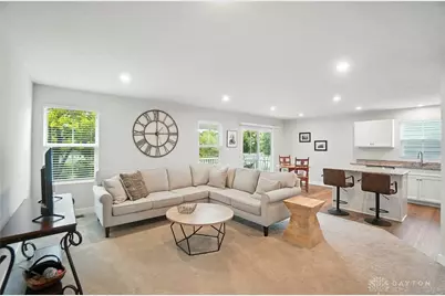 6777 Crystal Harbour Drive, Middletown, OH 45042 - Photo 7