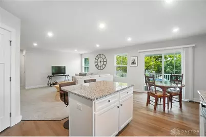 6777 Crystal Harbour Drive, Middletown, OH 45042 - Photo 13