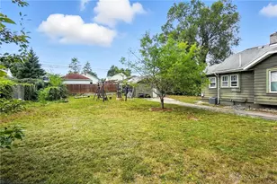 1745 S Smithville Rd, Dayton, OH 45410 - Photo 25