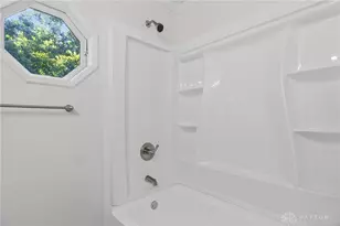 736 S Wayne St, Piqua, OH 45356 - Photo 17