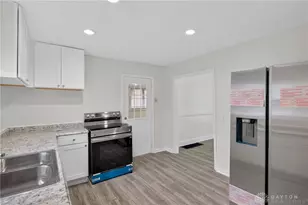 736 S Wayne St, Piqua, OH 45356 - Photo 13