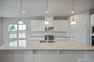 5166 Catalpa Dr, Tipp City, OH 45371 - Photo 15