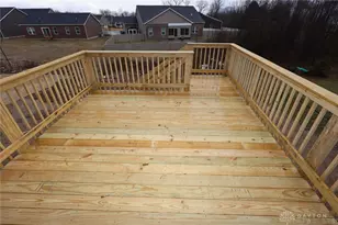 460 Crossing Ln, Miami Township, OH 45449 - Photo 9