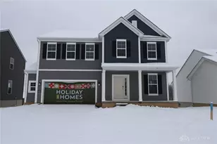 460 Crossing Ln, Miami Township, OH 45449 - Photo 5