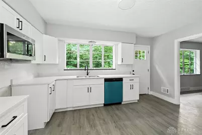 4261 Briar Place, Dayton, OH 45405 - Photo 9