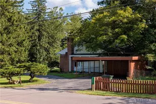 1302 Shawnee Dr, Yellow Springs Vlg, OH 45387 - Photo 3