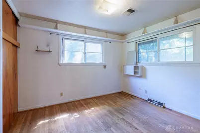 1302 Shawnee Drive, Yellow Springs Vlg, OH 45387 - Photo 9