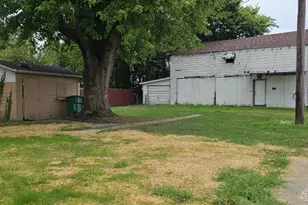 117 S Vine St, Eaton, OH 45320 - Photo 1