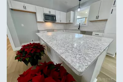 1389 Leon Drive, West Alexandria, OH 45381 - Photo 7