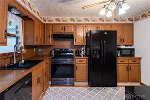 634 Mentor Ave, Dayton, OH 45404 - Photo 7