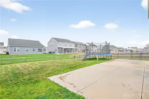 7032 Honeylocust St, Tipp City, OH 45371 - Photo 55