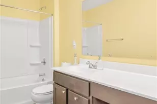 7032 Honeylocust St, Tipp City, OH 45371 - Photo 45