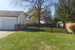 207 Palm Ct, West Milton, OH 45383 - Photo 3