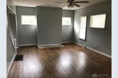 156 E Hillcrest Avenue, Dayton, OH 45405 - Photo 3