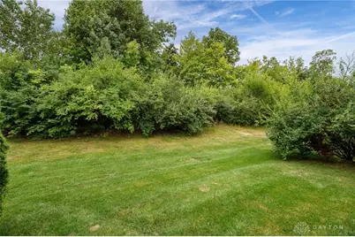 3611 King Edward Way, Beavercreek, OH 45431 - Photo 9