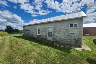 7337 E Lock Rd, Lewisburg, OH 45338 - Photo 5