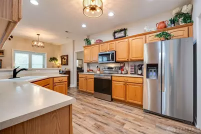 590 Carrick Drive, Dayton, OH 45458 - Photo 31