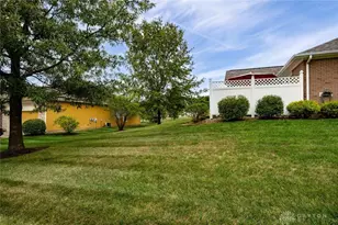 590 Carrick Dr, Dayton, OH 45458 - Photo 41