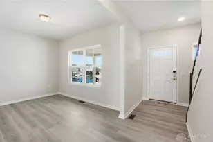 514 Red Maple Ln, Wilmington, OH 54177 - Photo 5