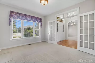 295 Stratford Lane, Beavercreek Twp, OH 45385 - Photo 7