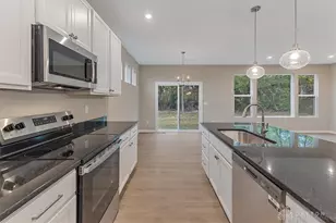 1101 Arden Way, Fairborn, OH 45324 - Photo 5