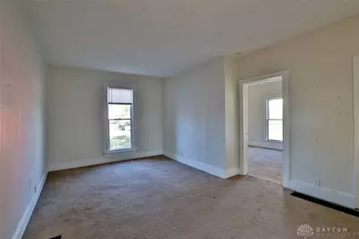 21 S Buckles Avenue, Jamestown Vlg, OH 45335 - Photo 5