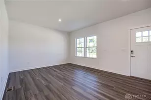 85 Chestnut St, Springboro, OH 45066 - Photo 5